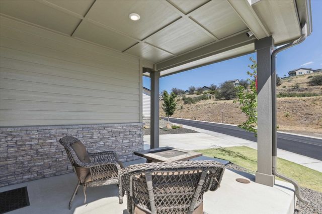 20605 E Valley Vista Dr, Liberty Lake, WA 99019