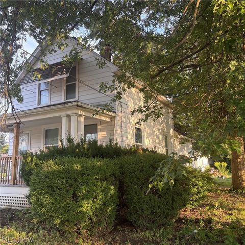 1407 W 22nd Street, Lorain, OH 44052