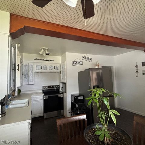 1407 W 22nd Street, Lorain, OH 44052
