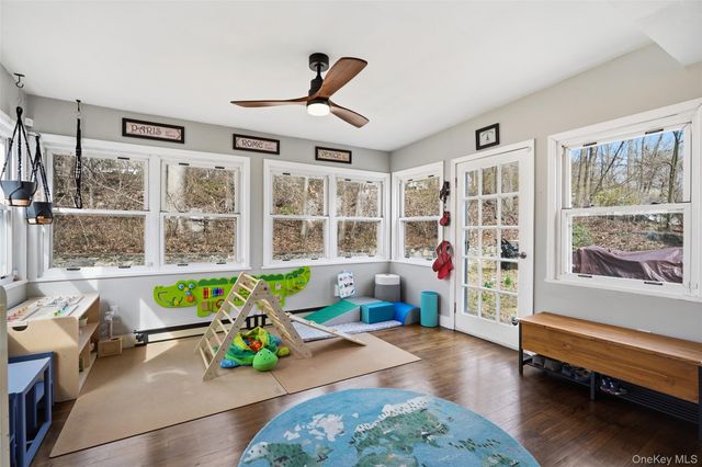 11 Split Rock Road, Mahopac, NY 10541