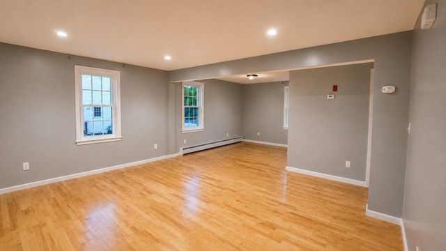 7 Rolling Ridge Rd, Rutland, MA 01543