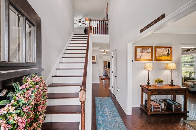 2501 Pinnacle Dr, Chapel Hill, TN 37034