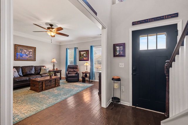 2501 Pinnacle Dr, Chapel Hill, TN 37034