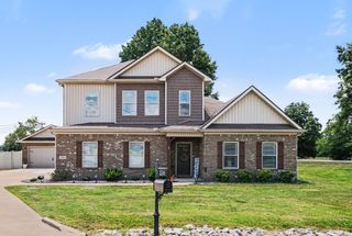 2501 Pinnacle Dr, Chapel Hill, TN 37034