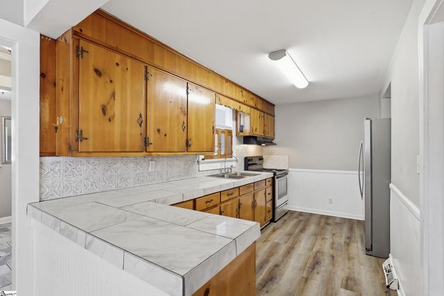 1021 Gentry Memorial Highway, Easley, SC 29640