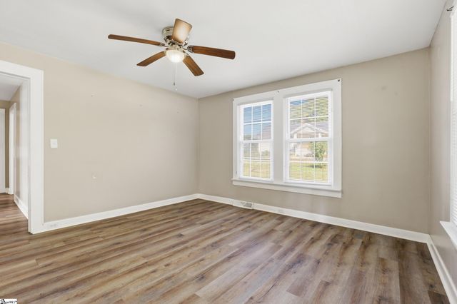 1021 Gentry Memorial Highway, Easley, SC 29640