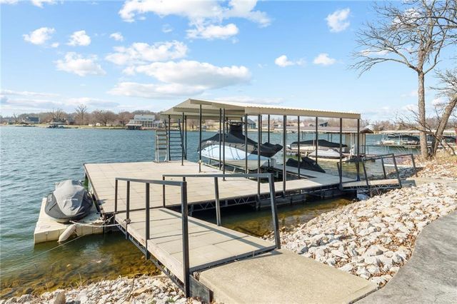 606 Lake Viking Terrace, Gallatin, MO 64640