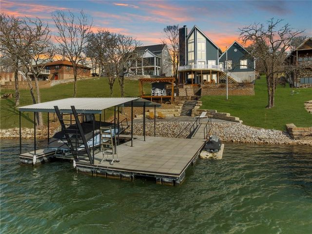 606 Lake Viking Terrace, Gallatin, MO 64640