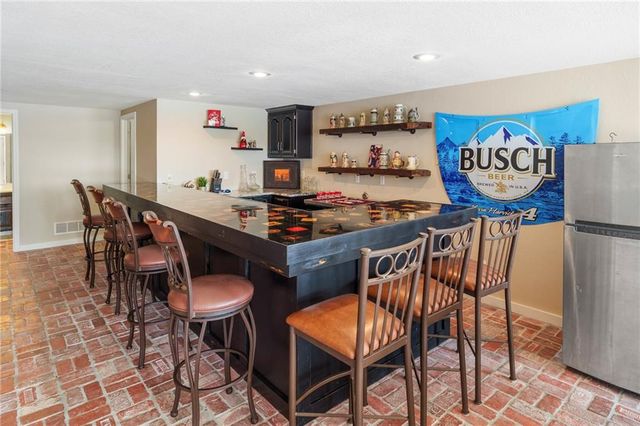 606 Lake Viking Terrace, Gallatin, MO 64640