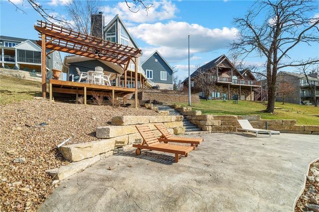 606 Lake Viking Terrace, Gallatin, MO 64640