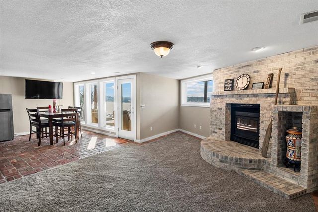 606 Lake Viking Terrace, Gallatin, MO 64640