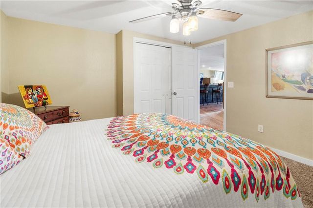 606 Lake Viking Terrace, Gallatin, MO 64640