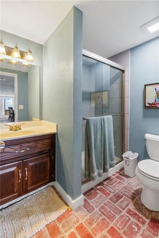 606 Lake Viking Terrace, Gallatin, MO 64640