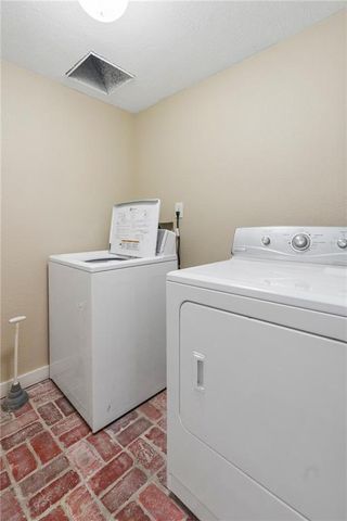 606 Lake Viking Terrace, Gallatin, MO 64640