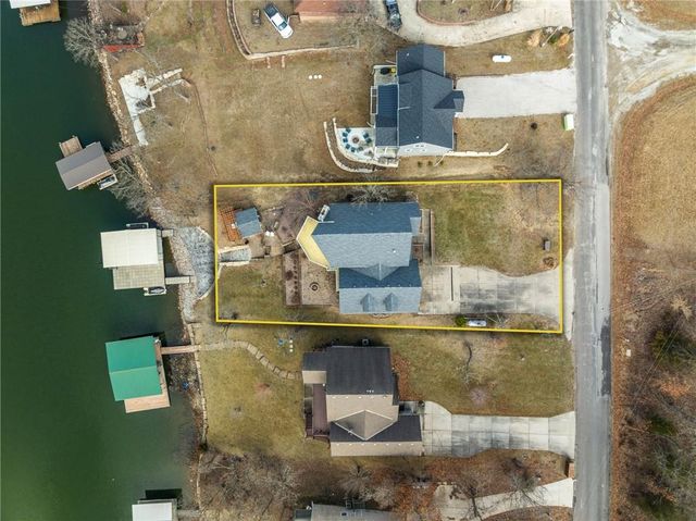 606 Lake Viking Terrace, Gallatin, MO 64640