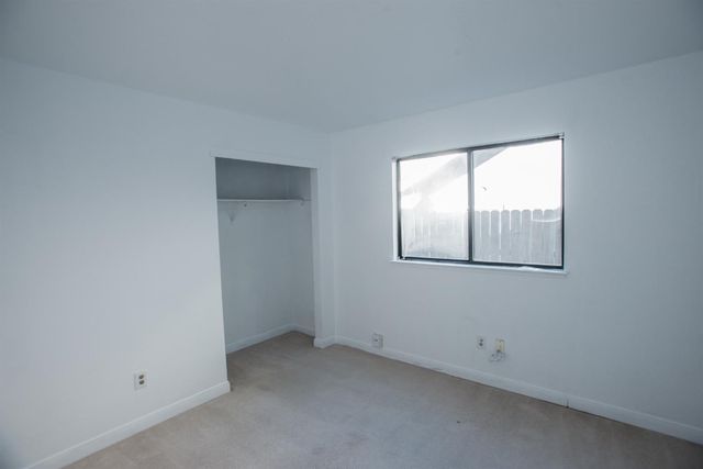 7761 Roberts River Way, Sacramento, CA 95831