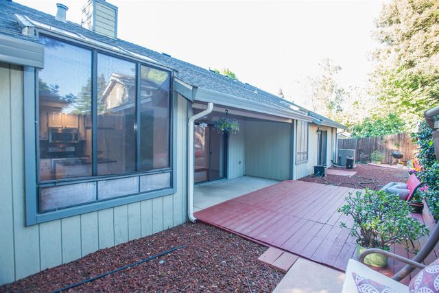 7761 Roberts River Way, Sacramento, CA 95831