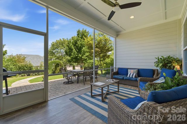 1012 Overlake Drive, Belmont, NC 28012