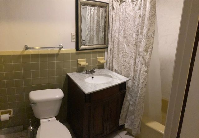 110 Grovers Ave 2F, Winthrop, MA 02152