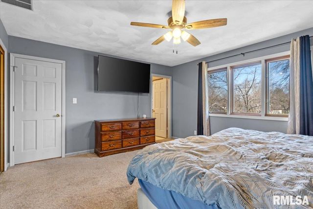 124 Augie Court, Chatham, IL 62629