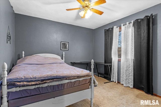 124 Augie Court, Chatham, IL 62629