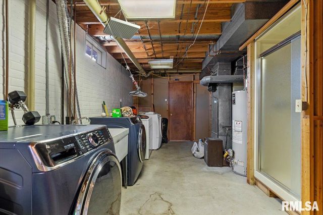 124 Augie Court, Chatham, IL 62629