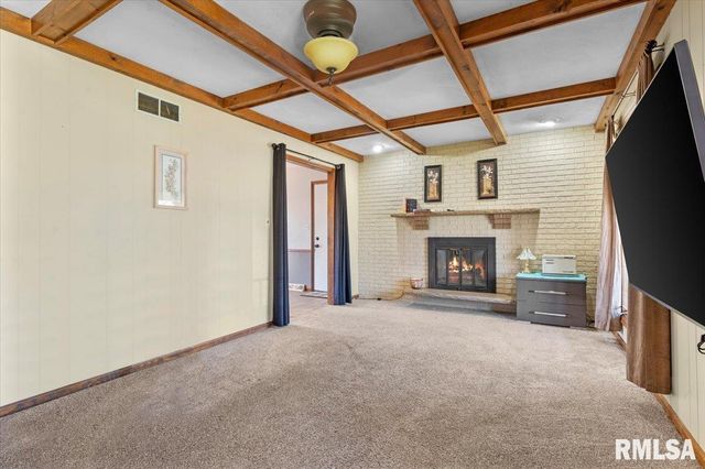 124 Augie Court, Chatham, IL 62629