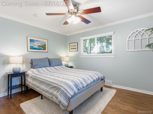 6229 Sandshores Drive, Troy, MI 48085