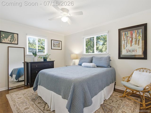 6229 Sandshores Drive, Troy, MI 48085