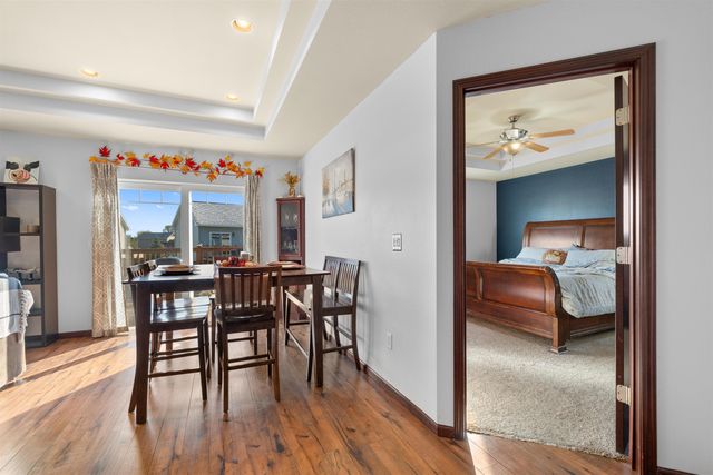 1504 NW 28th St, Minot, ND 58703