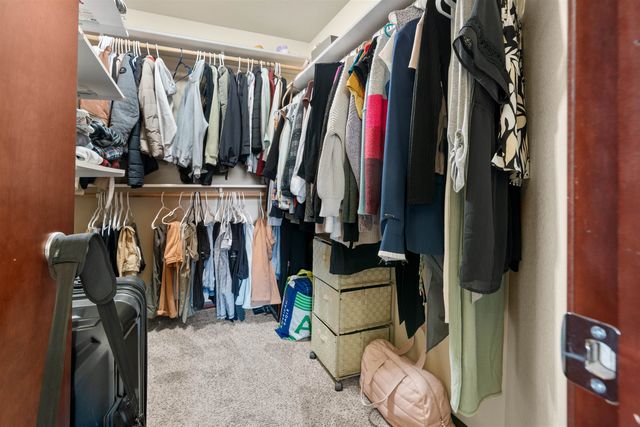 1504 NW 28th St, Minot, ND 58703