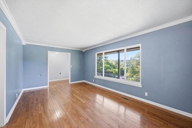 504 Oak Tree Drive, Chattanooga, TN 37415