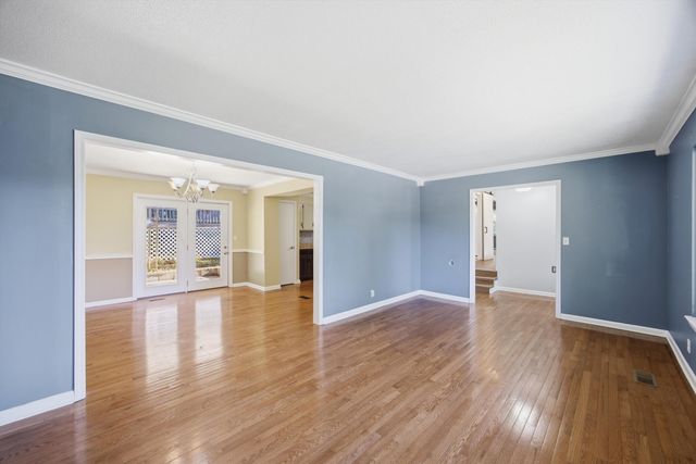 504 Oak Tree Drive, Chattanooga, TN 37415