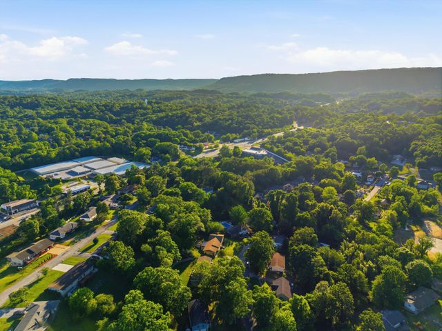 504 Oak Tree Drive, Chattanooga, TN 37415