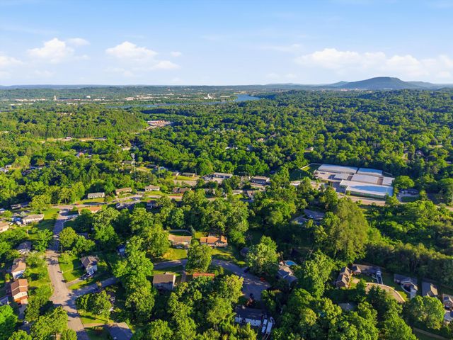 504 Oak Tree Drive, Chattanooga, TN 37415