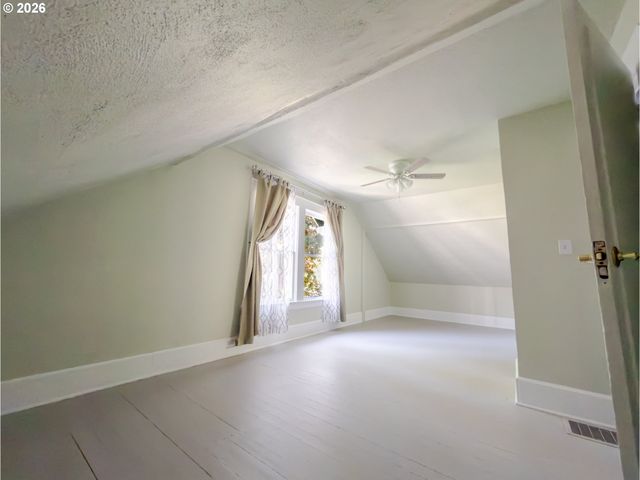 5330 Ne 19TH Ave, Portland, OR 97211