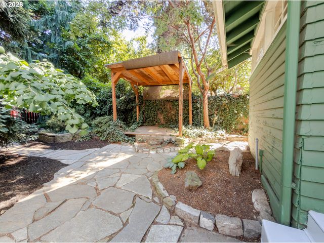 5330 Ne 19TH Ave, Portland, OR 97211
