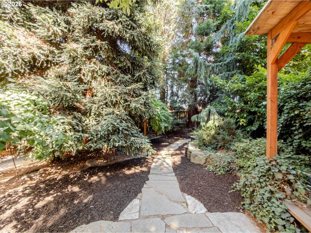 5330 Ne 19TH Ave, Portland, OR 97211