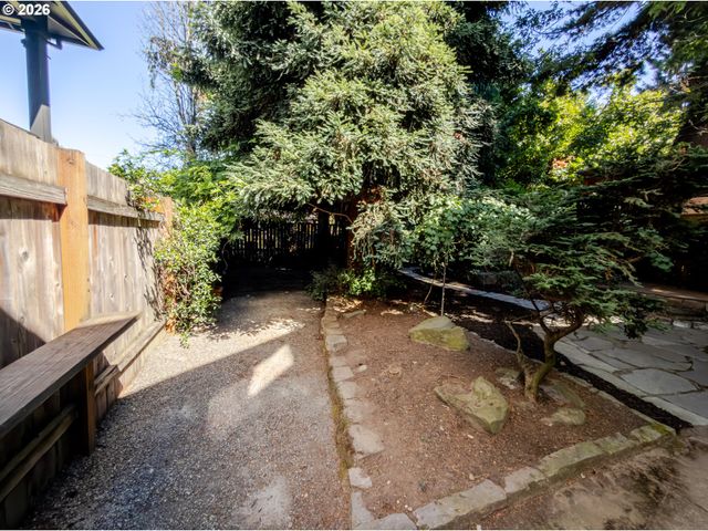5330 Ne 19TH Ave, Portland, OR 97211