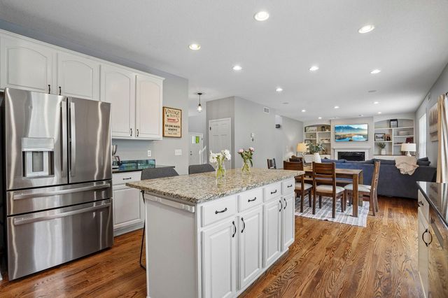 2908 Hilltop Drive, Chaska, MN 55318