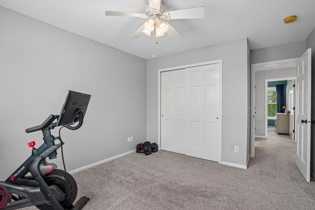 2908 Hilltop Drive, Chaska, MN 55318