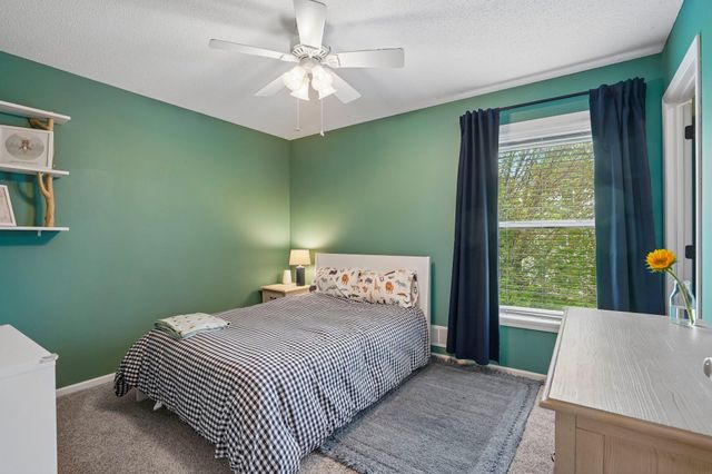 2908 Hilltop Drive, Chaska, MN 55318