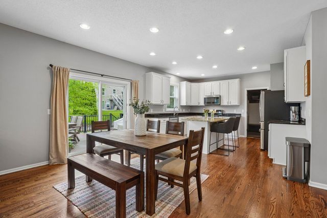 2908 Hilltop Drive, Chaska, MN 55318
