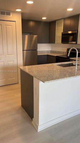 5587 MILLENIA PARK BOULEVARD 111, Orlando, FL 32839