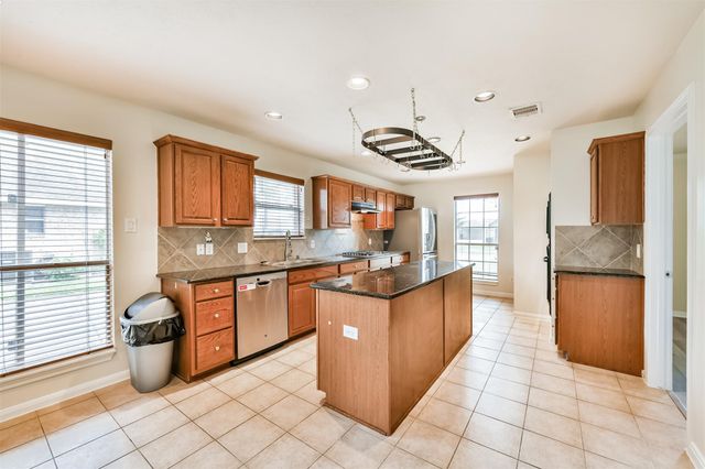 2614 Brahman Drive, Manvel, TX 77578
