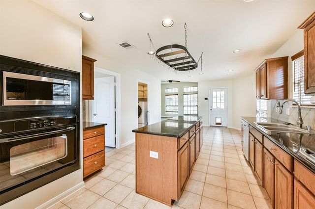 2614 Brahman Drive, Manvel, TX 77578