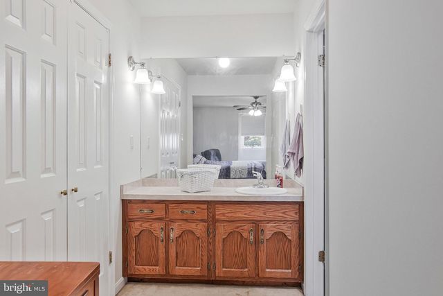 7045 ROSE LN, La Plata, MD 20646