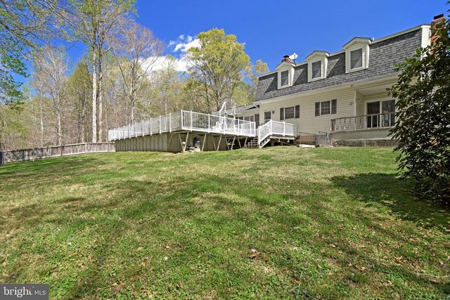 7045 ROSE LN, La Plata, MD 20646
