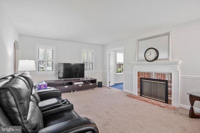 7045 ROSE LN, La Plata, MD 20646