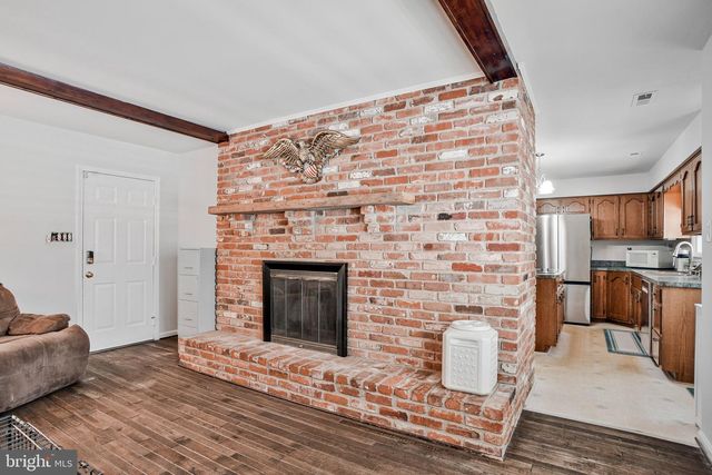 7045 ROSE LN, La Plata, MD 20646